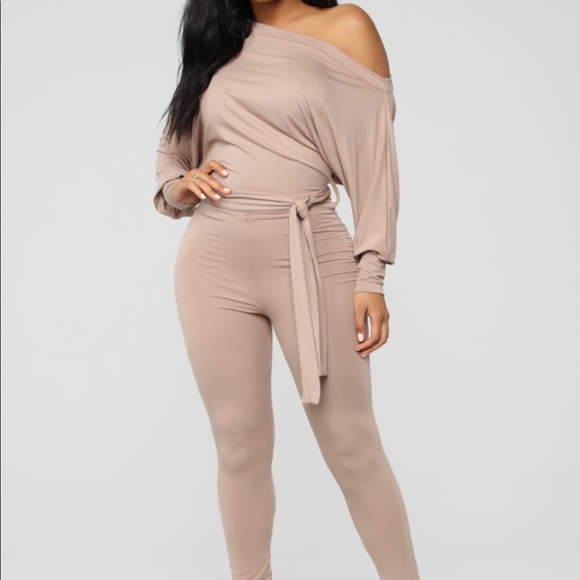 Pro Lounger Jumpsuit - Picture 2 of 5